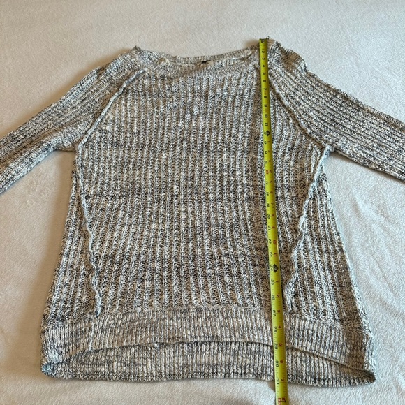 Free People Heathered Marled Knit Gray Blue Scoop Neck Tunic Sweater - Picture 8 of 9